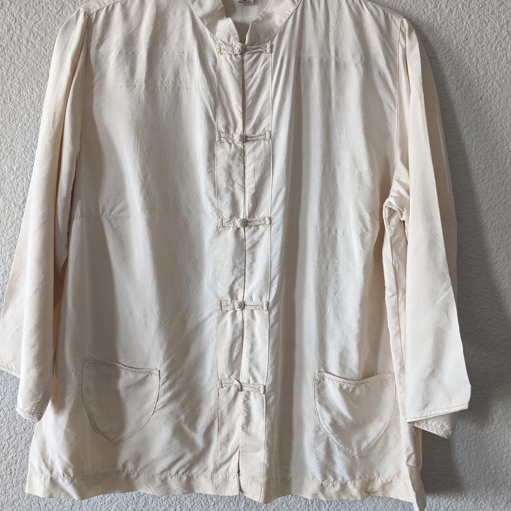 DOSA white silk shirt Mandarin style buttons size3